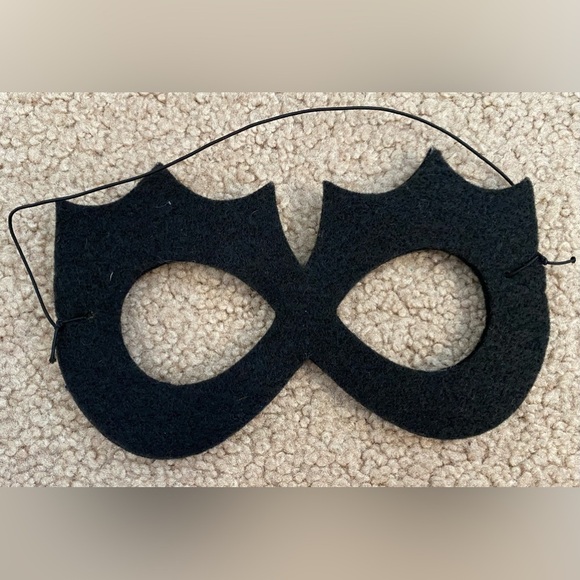 Creative Capes‎ Hero Set Black & Silver W Costume Handmade Boy Girl Dress-up - Picture 7 of 14